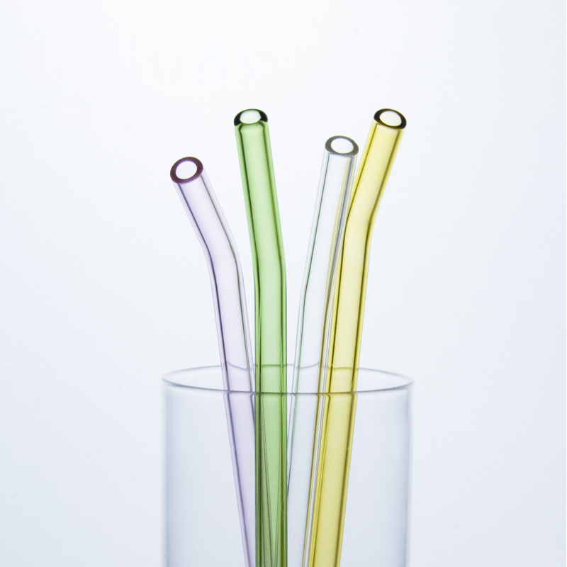 Embracing Elegance and Sustainability: The Trend of Reusable Glass Straight Drinking Straws